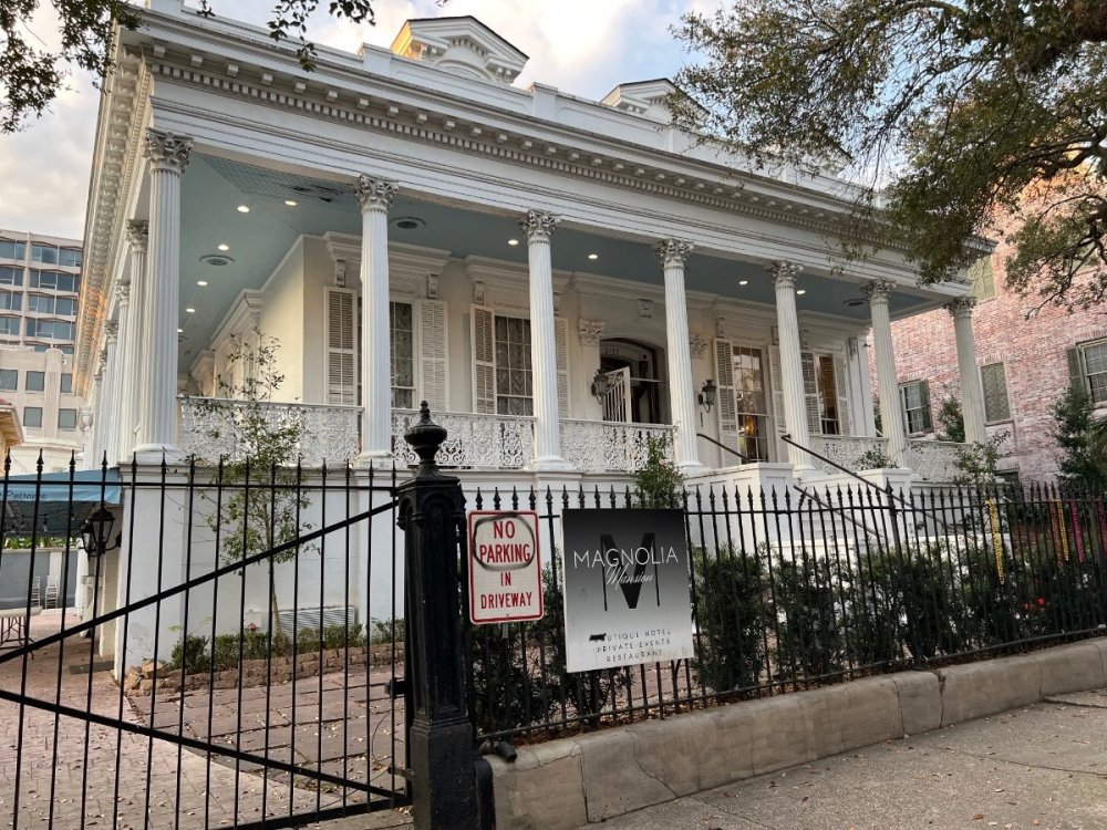 New Orleans Hotel Review Magnolia Mansion Saint Greg S Travels   MagnoliaMansion 